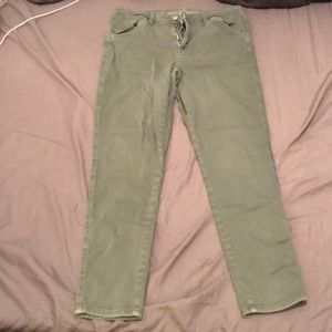 American Eagle hi rise jegging green
